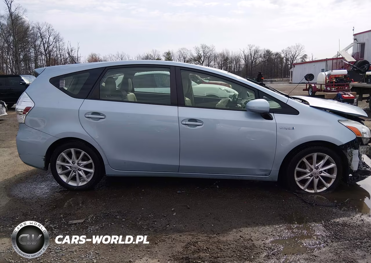 2014 Toyota Prius V Five VIN:JTDZN3EU4E3330798 - 13