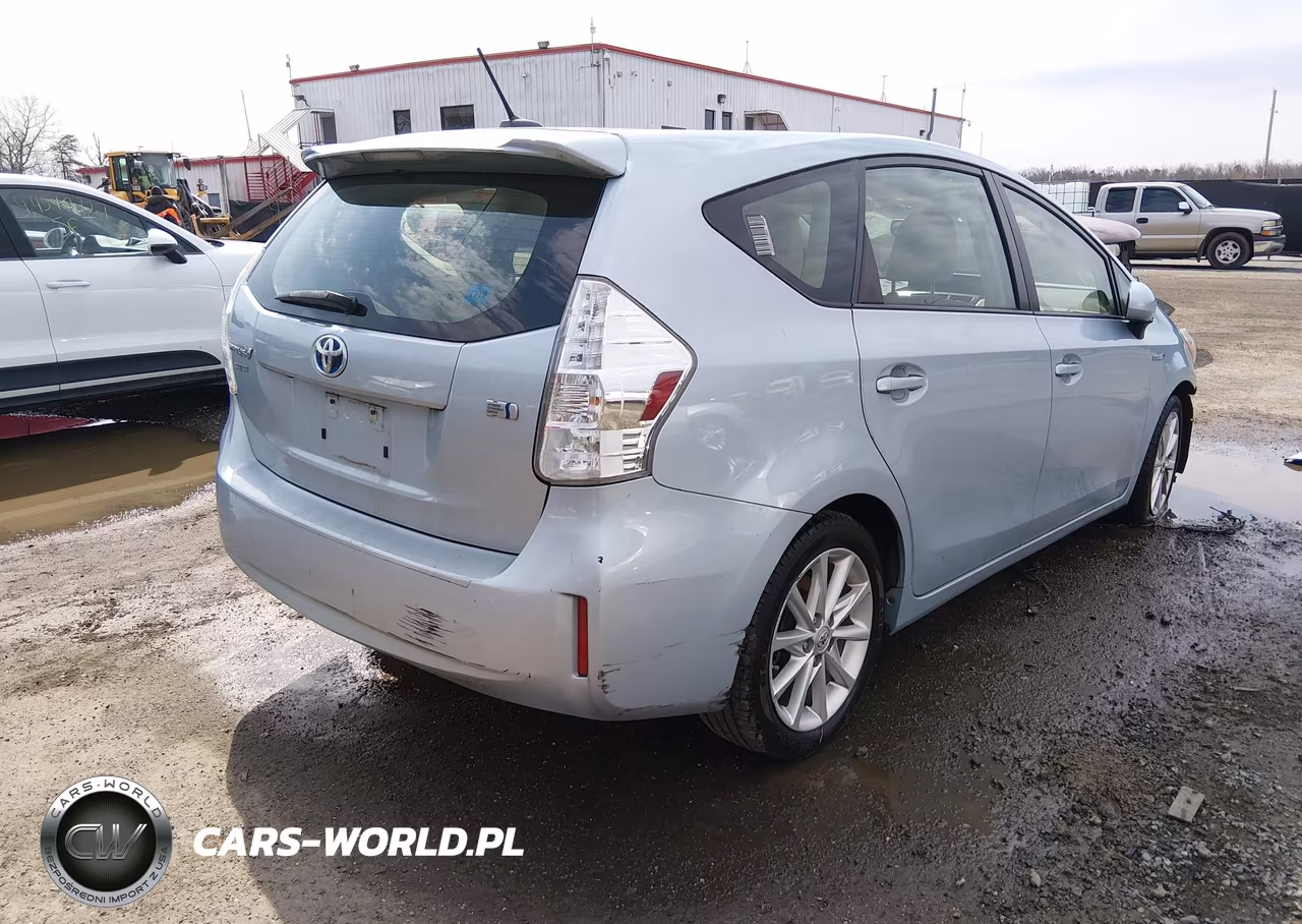 2014 Toyota Prius V Five VIN:JTDZN3EU4E3330798 - 4