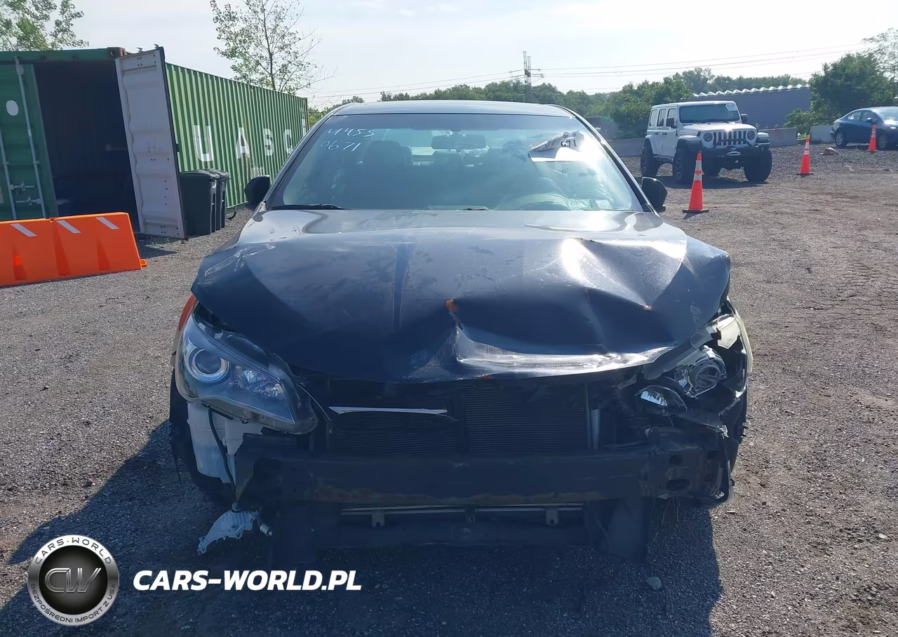 2015 Toyota Camry Se VIN:4T1BF1FK2FU061787 - 12