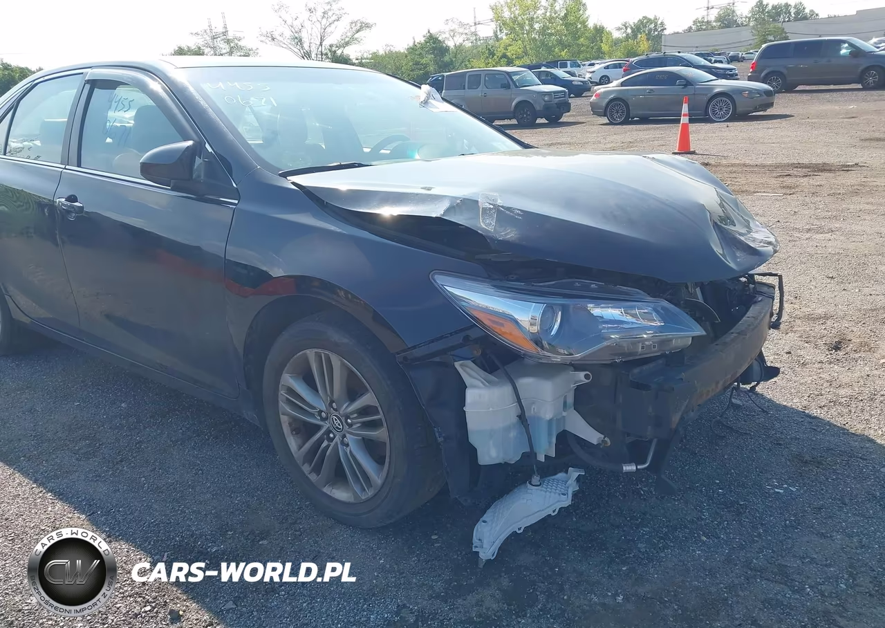 2015 Toyota Camry Se VIN:4T1BF1FK2FU061787 - 19
