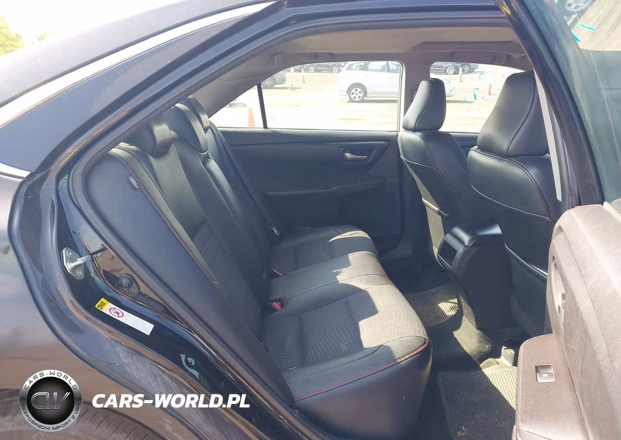 2015 Toyota Camry Se VIN:4T1BF1FK2FU061787 - 8