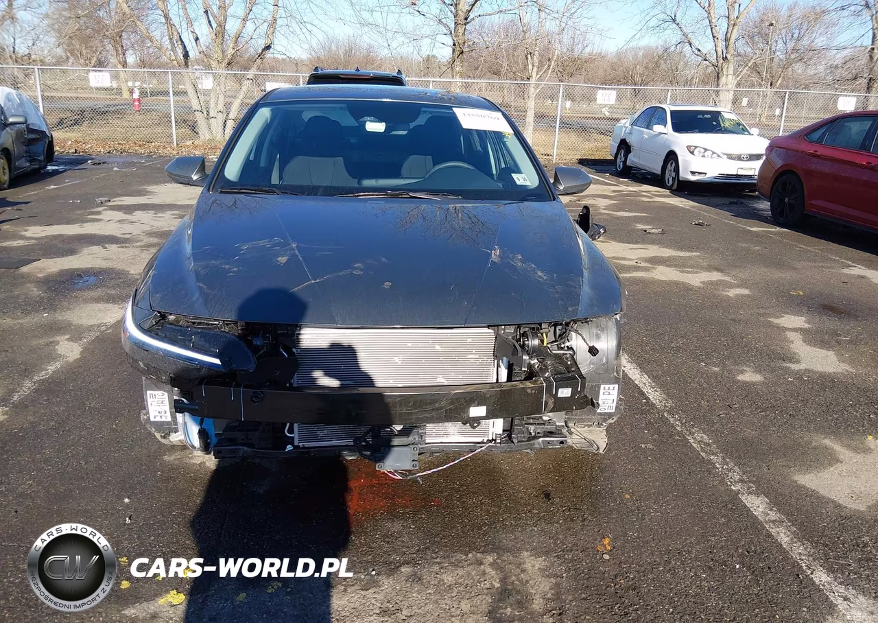2025 Hyundai Elantra Sel Convenience VIN:KMHLS4DG2SU073092 - 12