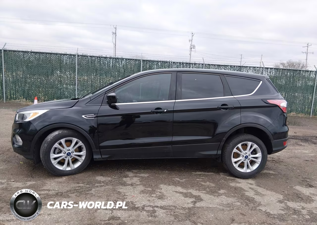 2017 Ford Escape Se VIN:1FMCU0GD8HUD53211 - 14