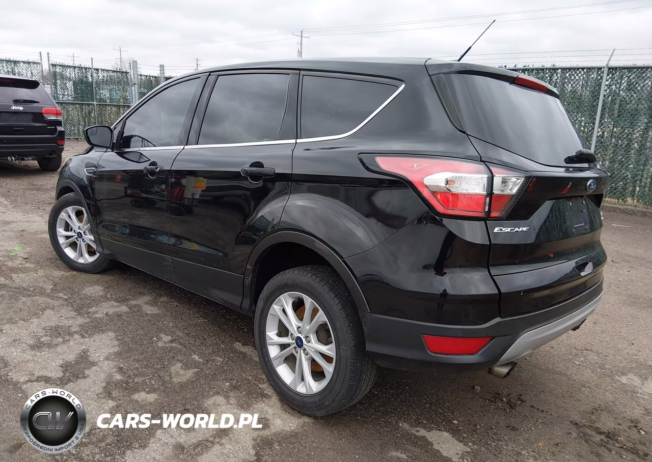 2017 Ford Escape Se VIN:1FMCU0GD8HUD53211 - 3