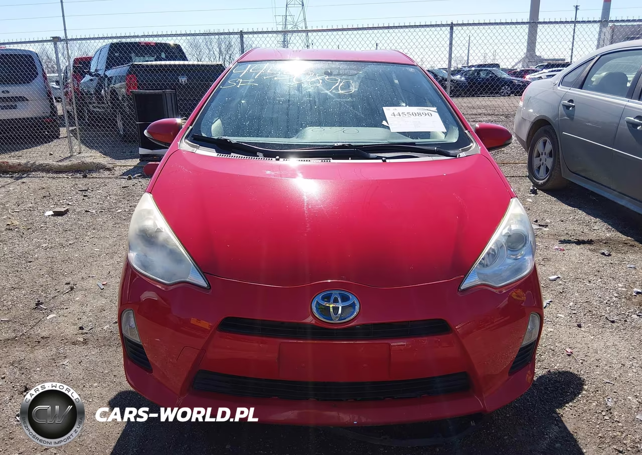 2013 Toyota Prius C Two VIN:JTDKDTB37D1548499 - 12