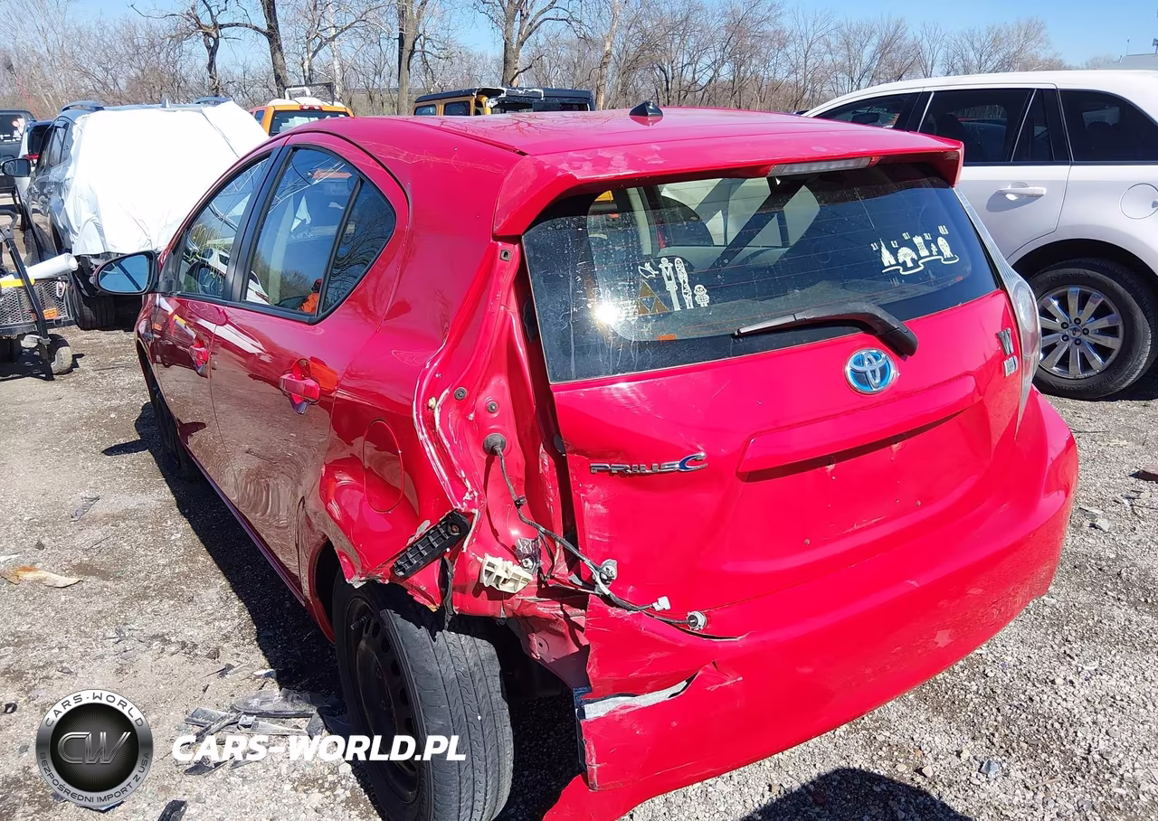 2013 Toyota Prius C Two VIN:JTDKDTB37D1548499 - 6
