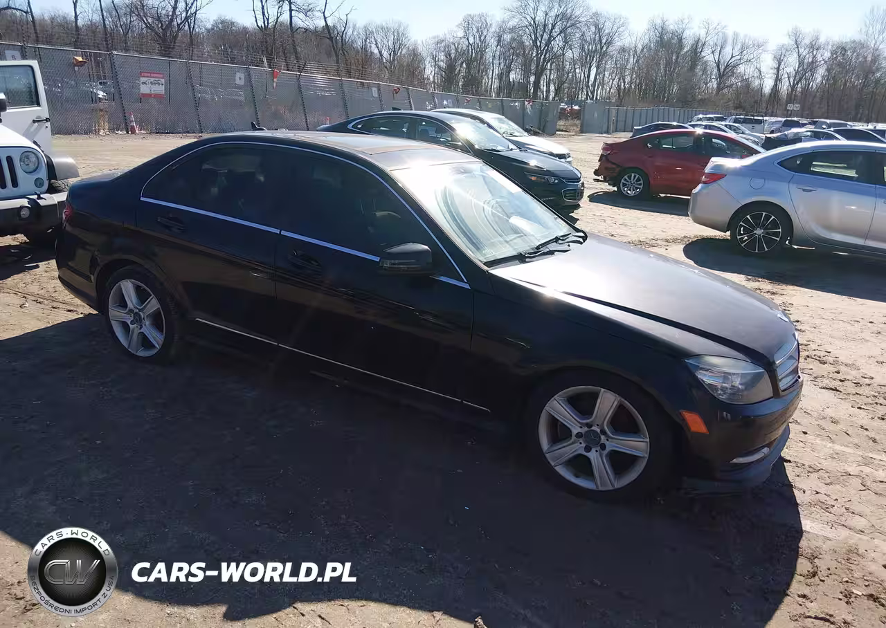 2011 Mercedes-Benz C 300 Luxury 4Matic-Sport 4Matic