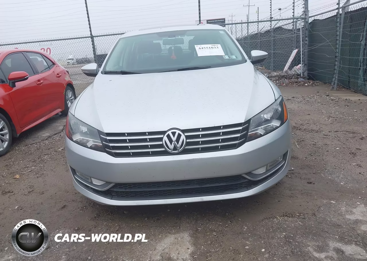 2012 Volkswagen Passat 3.6L V6 Sel Premium VIN:1VWCM7A36CC011667 - 12
