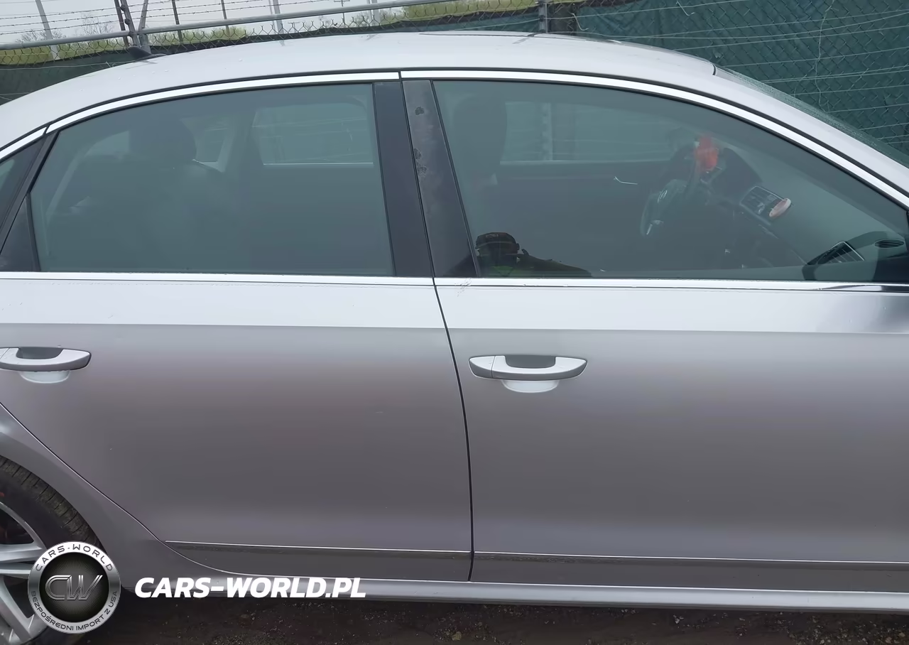 2012 Volkswagen Passat 3.6L V6 Sel Premium VIN:1VWCM7A36CC011667 - 13