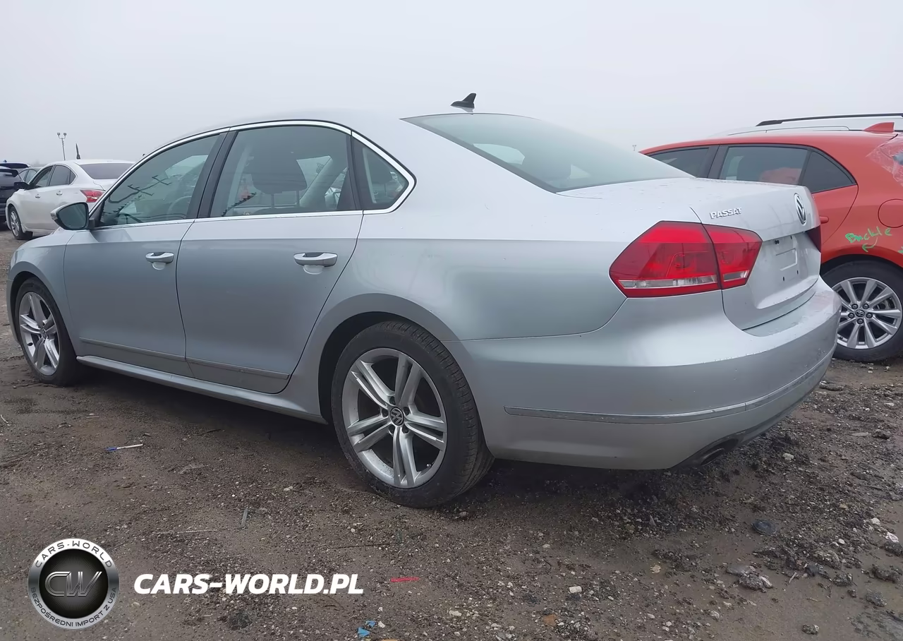 2012 Volkswagen Passat 3.6L V6 Sel Premium VIN:1VWCM7A36CC011667 - 3