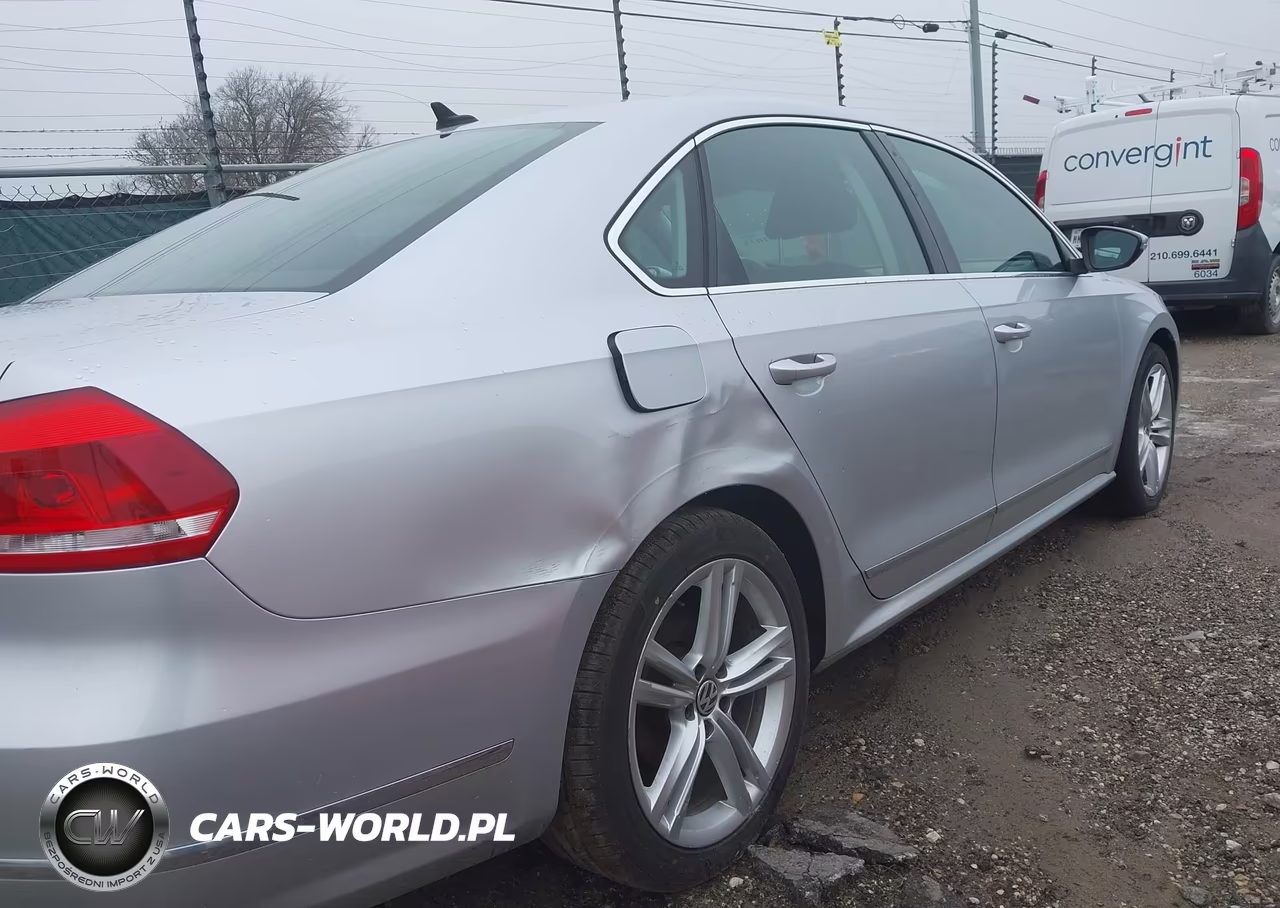 2012 Volkswagen Passat 3.6L V6 Sel Premium VIN:1VWCM7A36CC011667 - 6