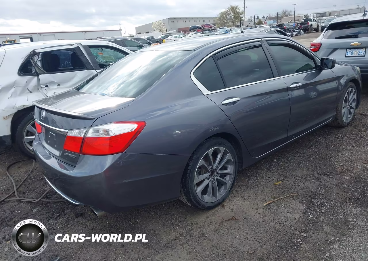 2014 Honda Accord Sport VIN:1HGCR2F56EA184042 - 4