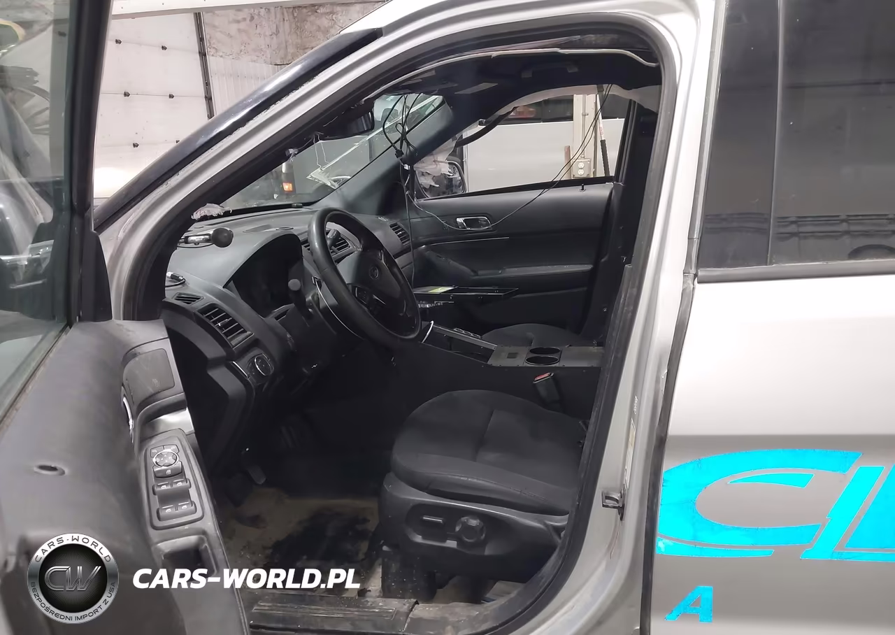 2018 Ford Police Interceptor Utility VIN:1FM5K8AR2JGC94727 - 5