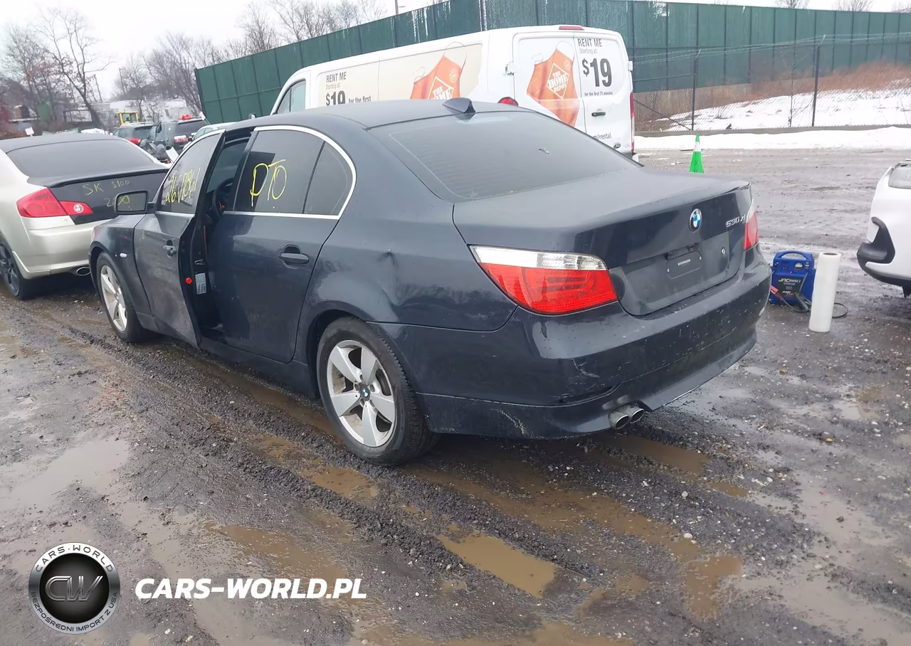 2007 BMW 530Xi VIN:WBANF73587CY17940 - 3