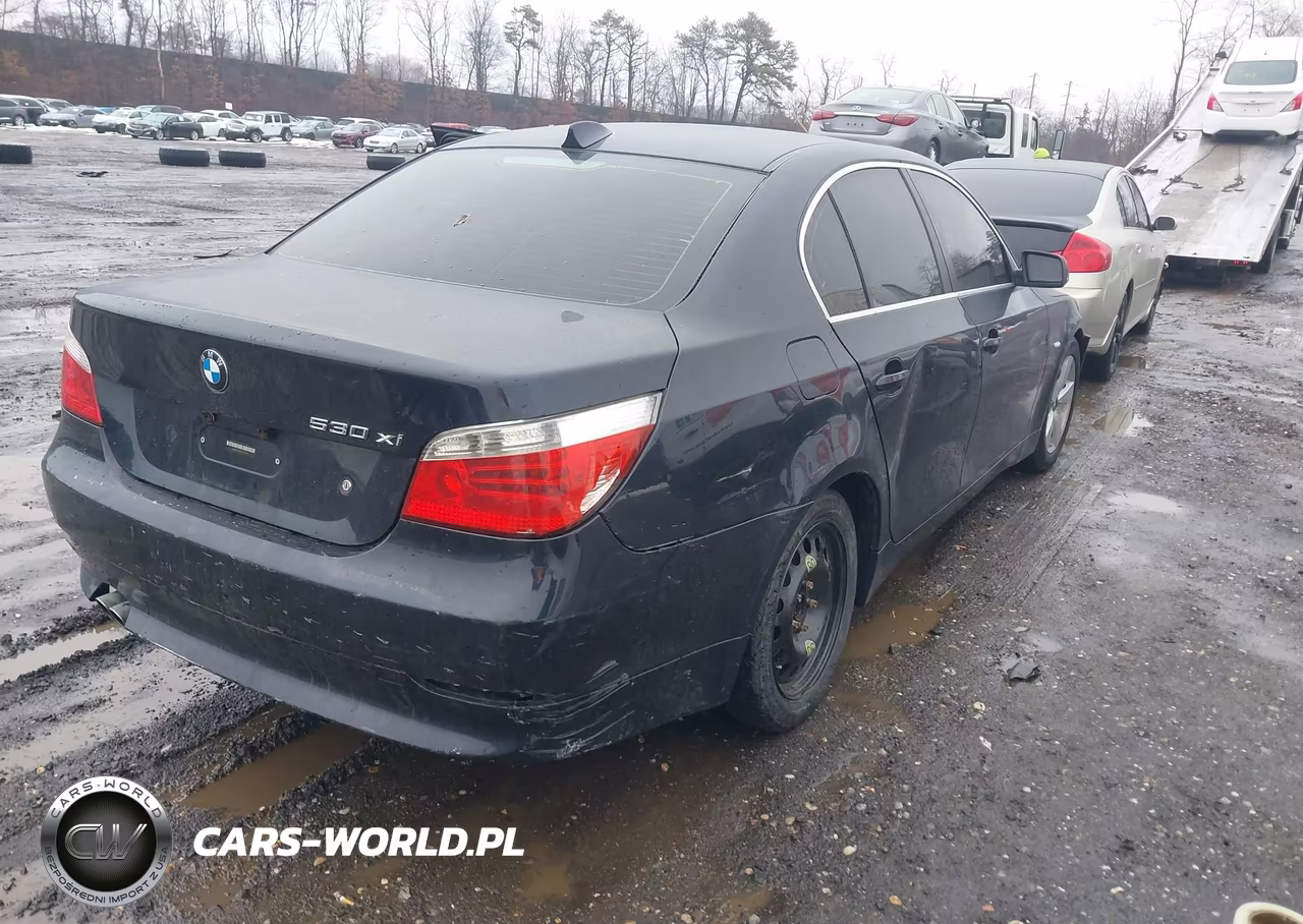 2007 BMW 530Xi VIN:WBANF73587CY17940 - 4