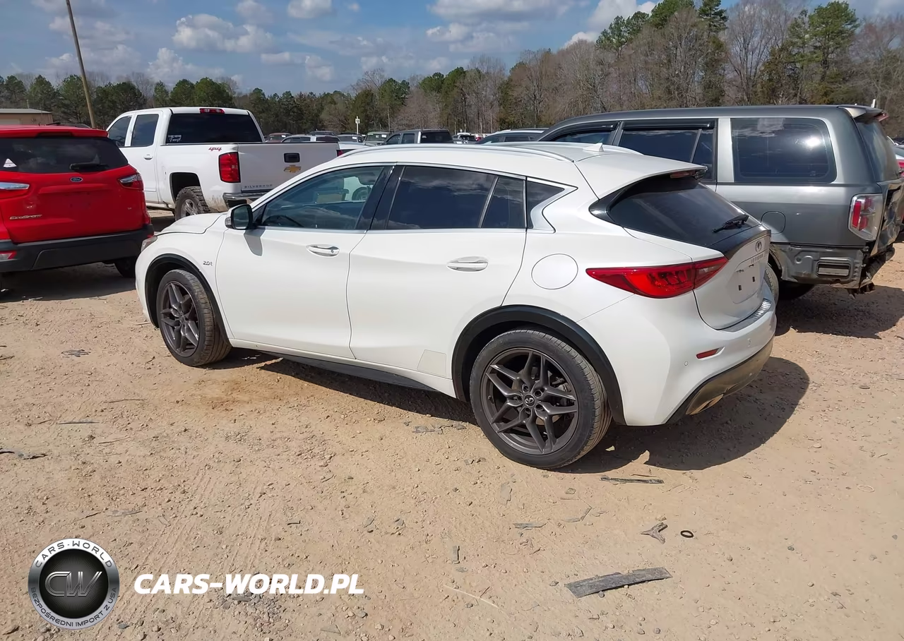 2017 Infiniti Qx30 Premium VIN:SJKCH5CP0HA027228 - 3