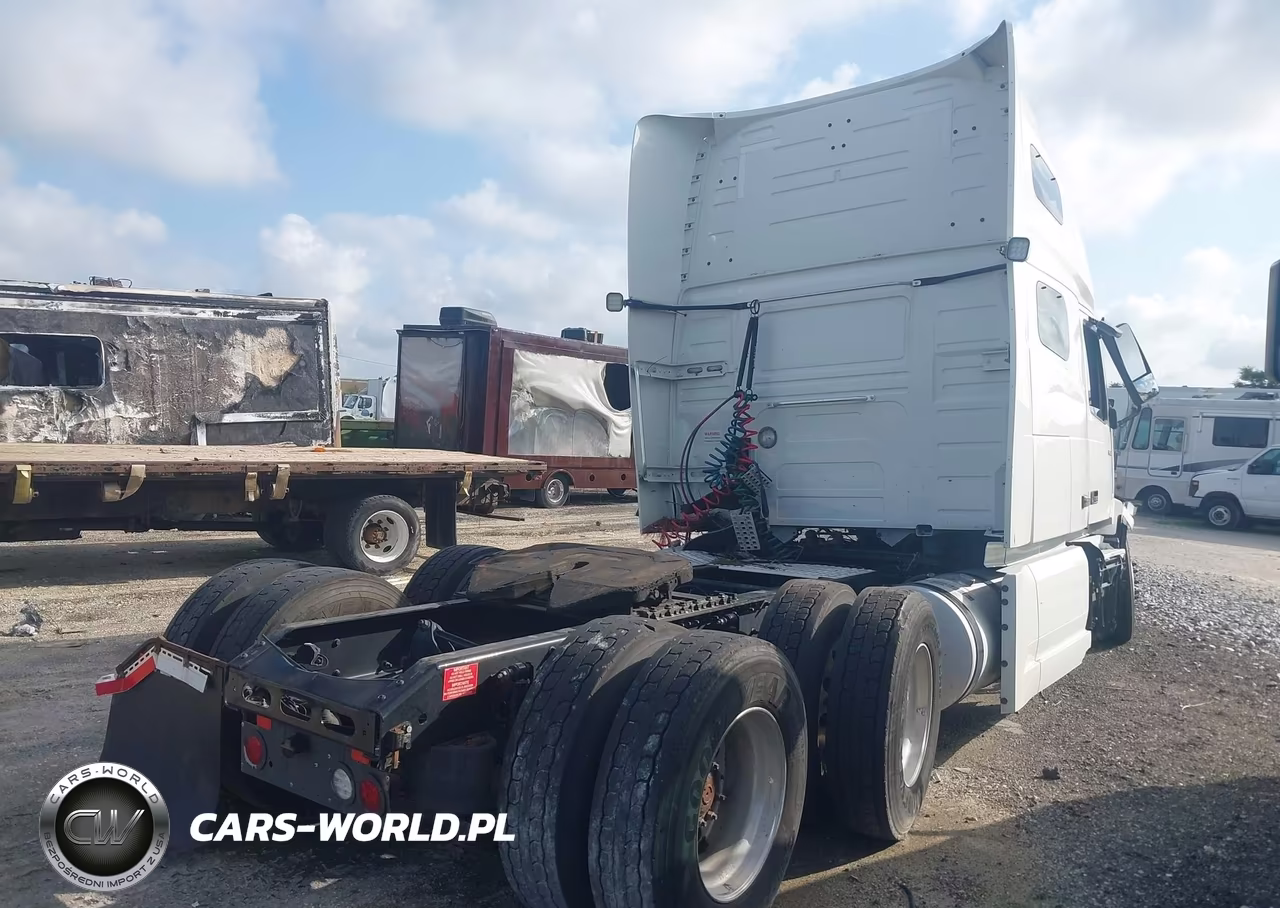 2023 Volvo Vnl VIN:4V4NC9TH9PN342079 - 4