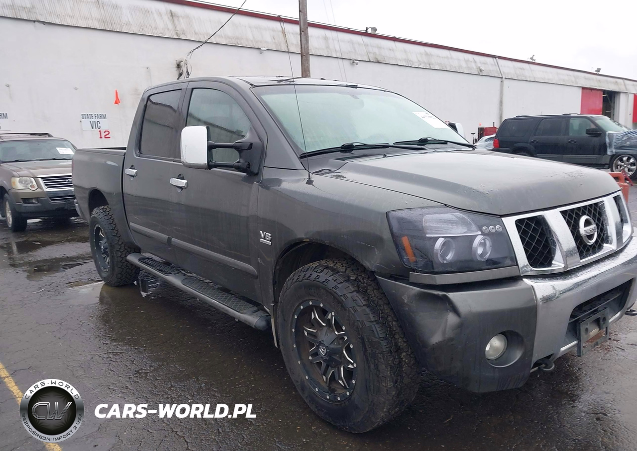 2004 Nissan Titan Le