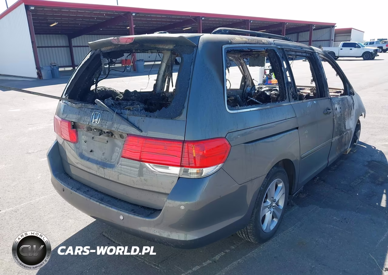 2008 Honda Odyssey Touring VIN:5FNRL38988B084763 - 4