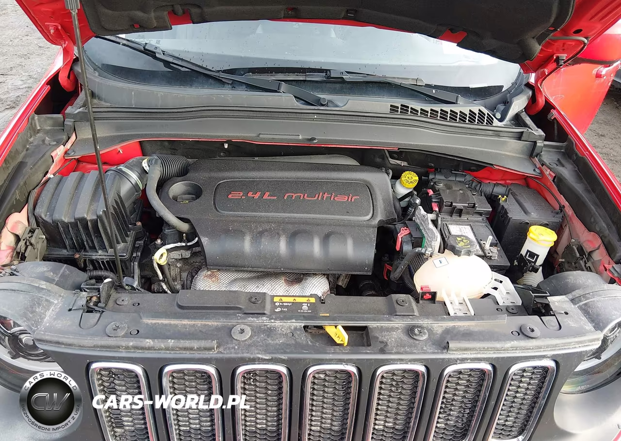 2018 Jeep Renegade Latitude 4X4 VIN:ZACCJBBB6JPG91728 - 10