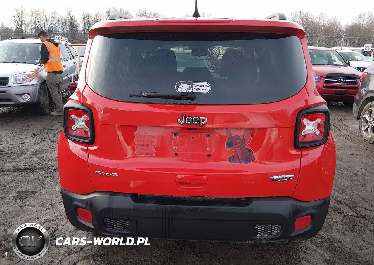 2018 Jeep Renegade Latitude 4X4 VIN:ZACCJBBB6JPG91728 - 16
