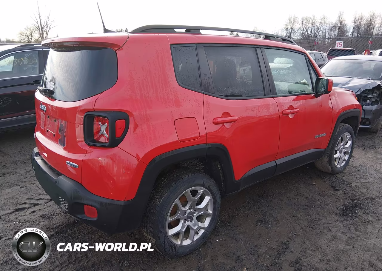 2018 Jeep Renegade Latitude 4X4 VIN:ZACCJBBB6JPG91728 - 4