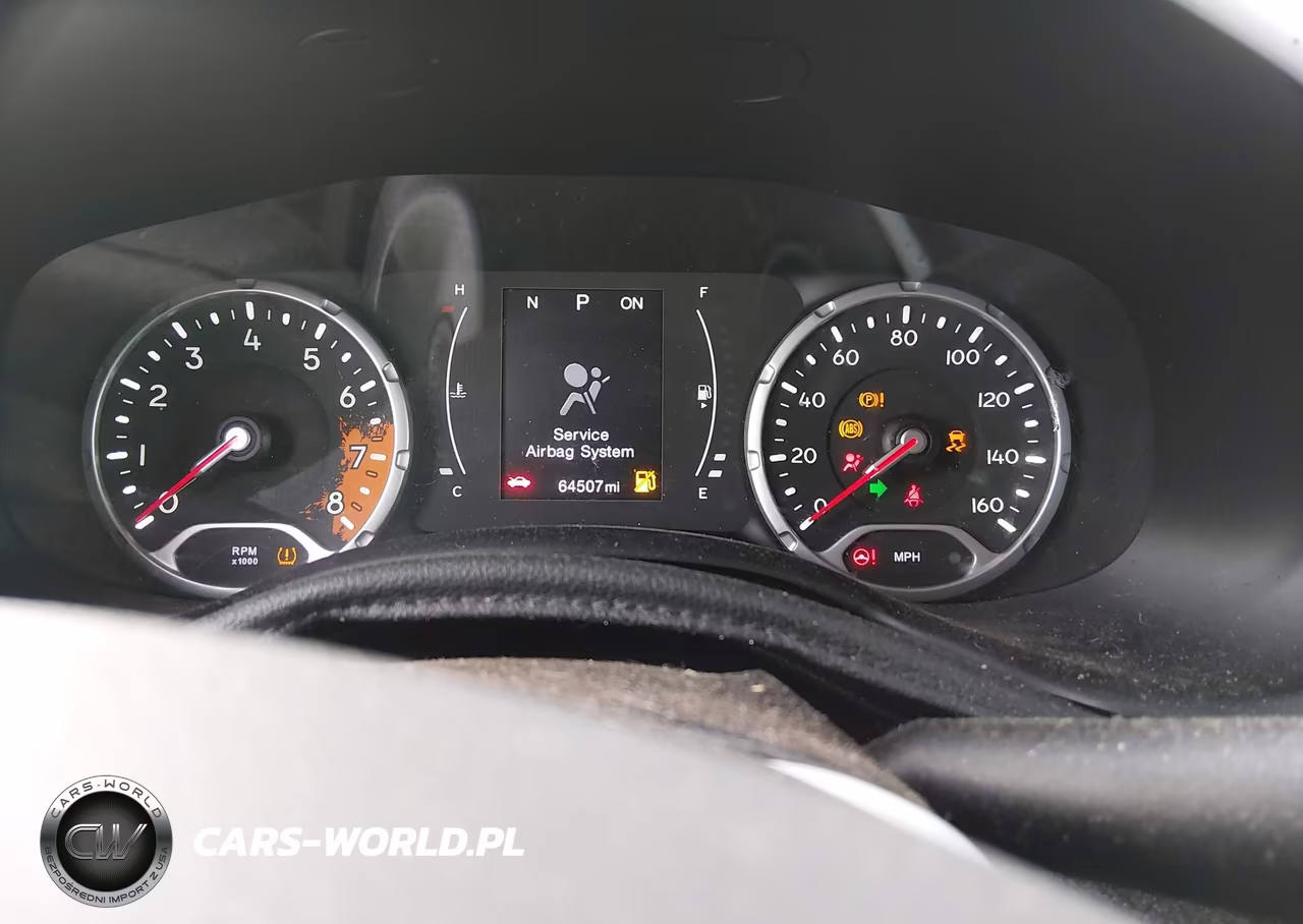 2018 Jeep Renegade Latitude 4X4 VIN:ZACCJBBB6JPG91728 - 7