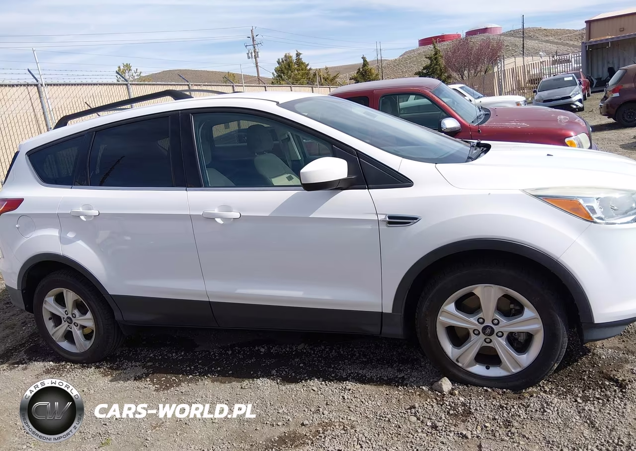 2015 Ford Escape Se VIN:1FMCU9GX9FUA64236 - 13