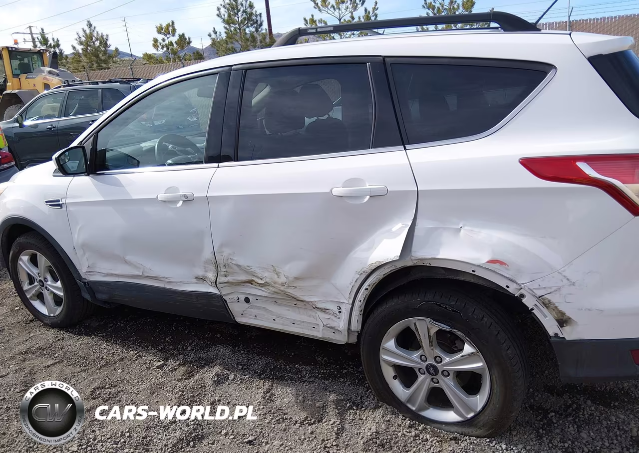2015 Ford Escape Se VIN:1FMCU9GX9FUA64236 - 14
