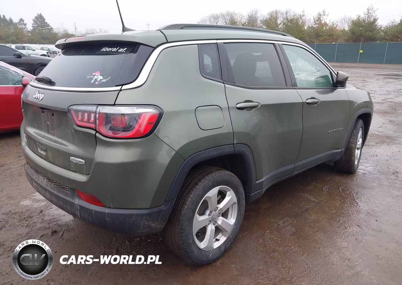 2020 Jeep Compass Latitude 4X4 VIN:3C4NJDBBXLT116578 - 4
