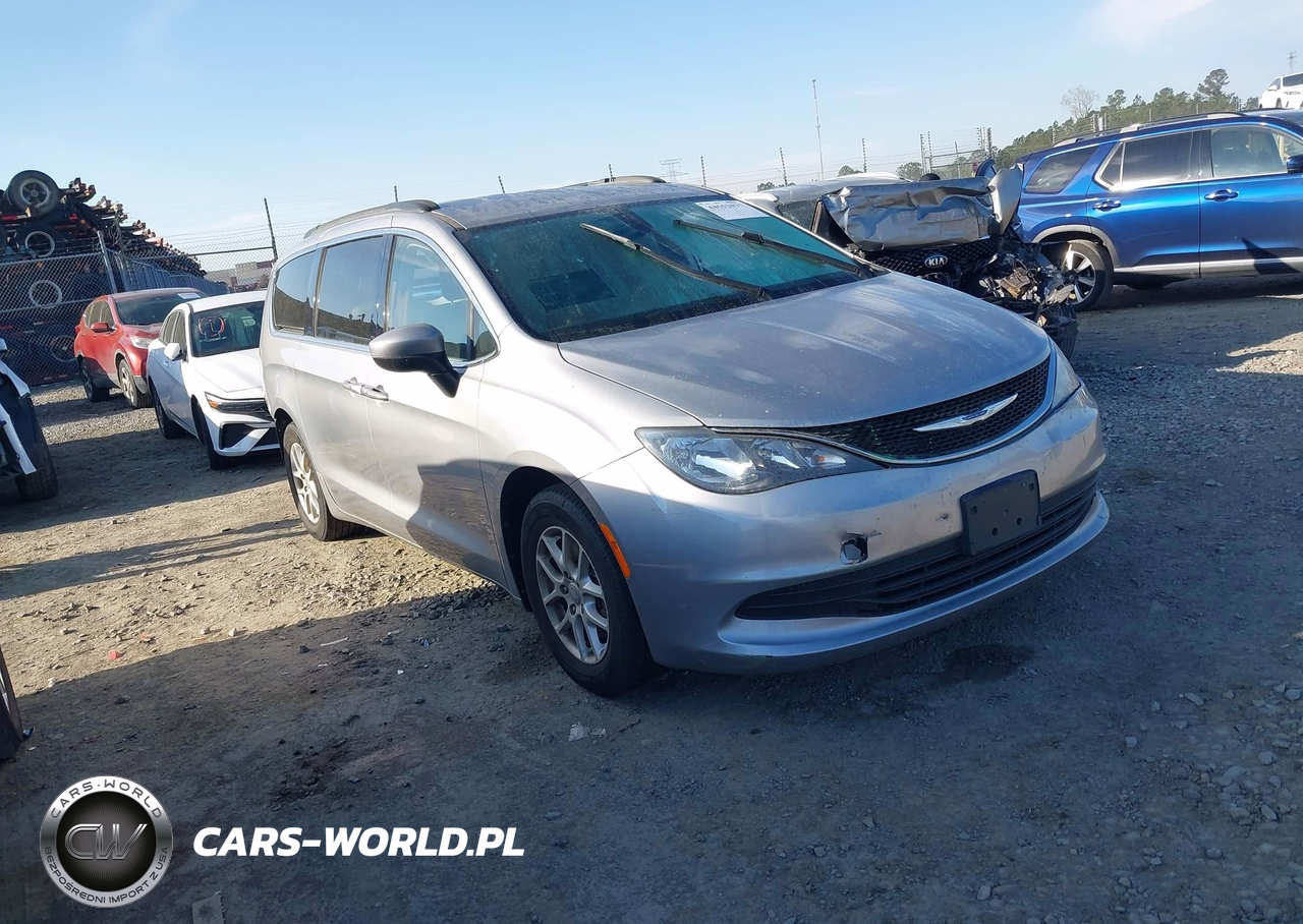 2020 Chrysler Voyager Lxi