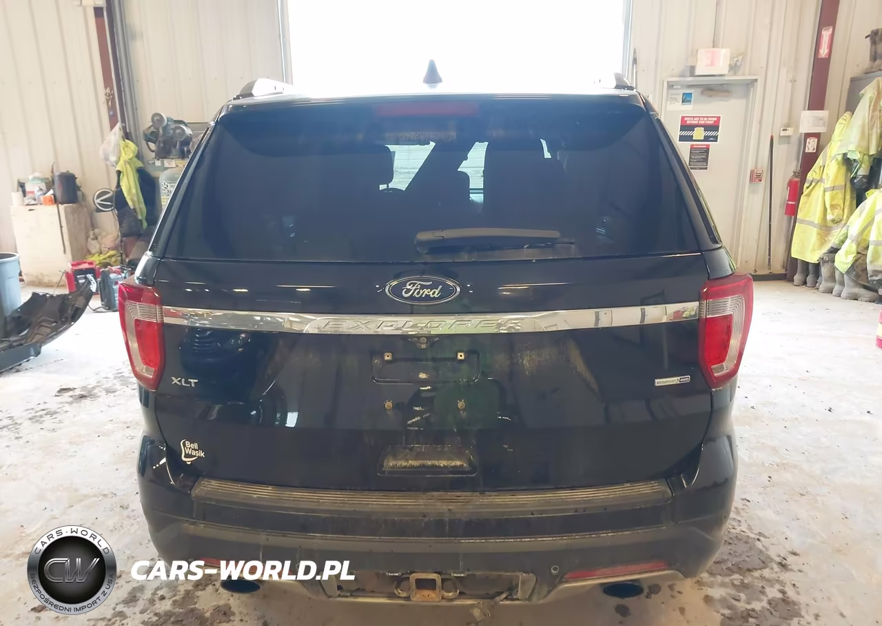 2018 Ford Explorer Xlt VIN:1FM5K8DH7JGB77468 - 16