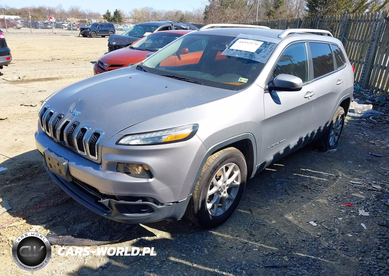 2014 Jeep Cherokee Latitude VIN:1C4PJMCS4EW121831 - 2
