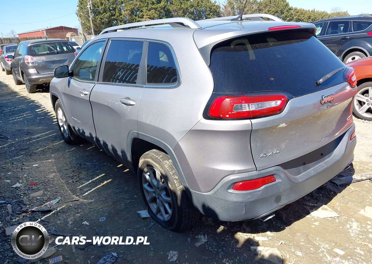 2014 Jeep Cherokee Latitude VIN:1C4PJMCS4EW121831 - 3