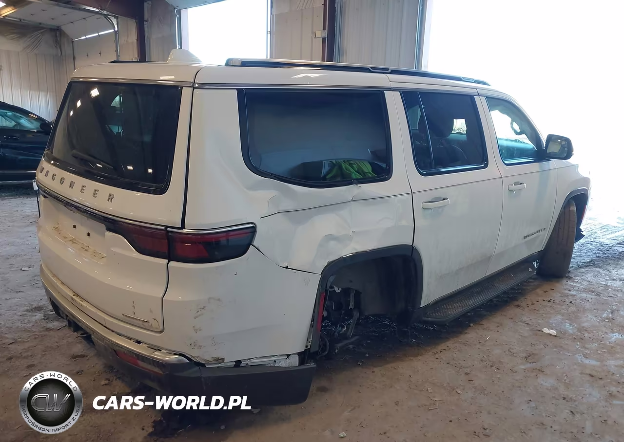 2022 Jeep Wagoneer Series Ii 4X4 VIN:1C4SJVBT0NS127398 - 4