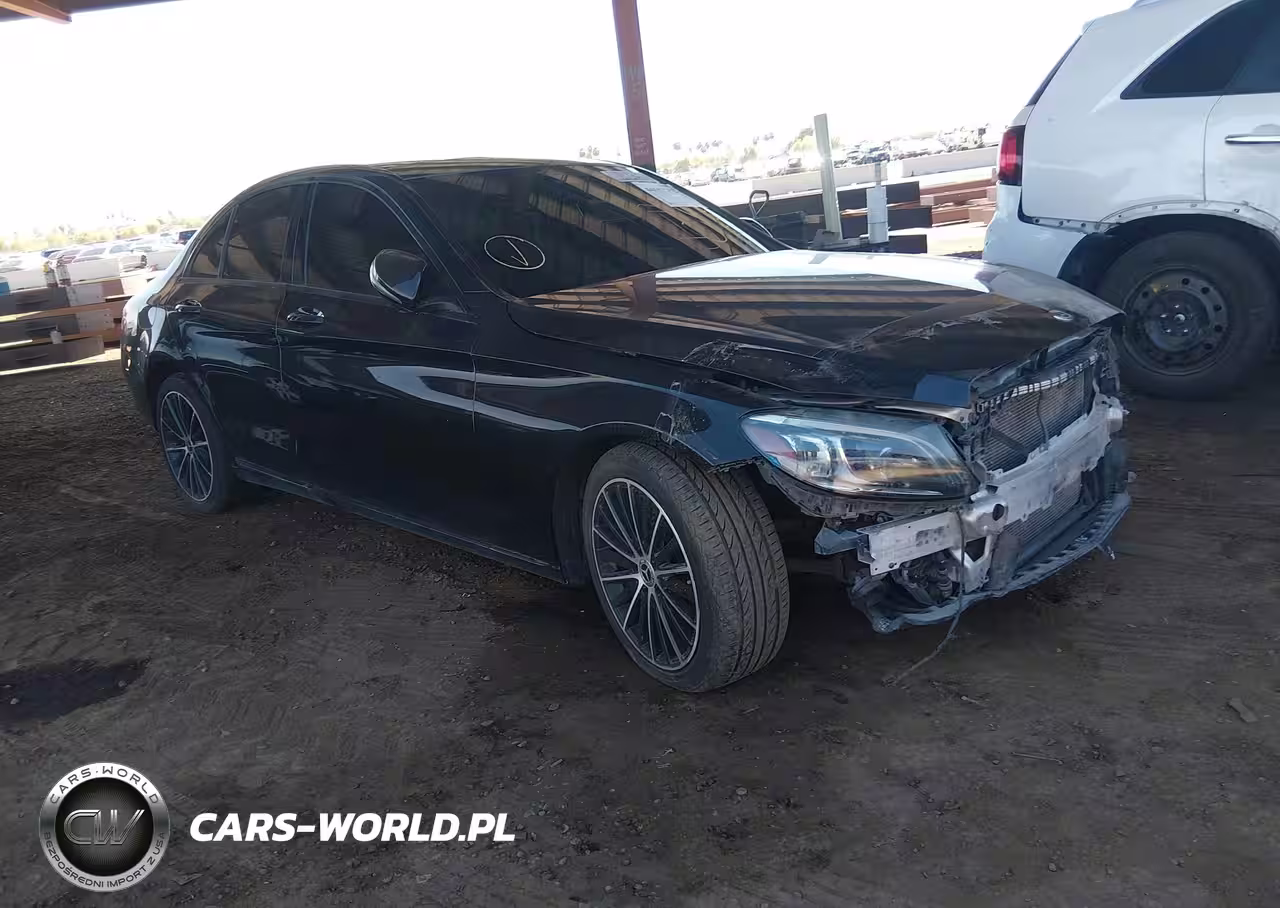 2020 Mercedes-Benz C 300