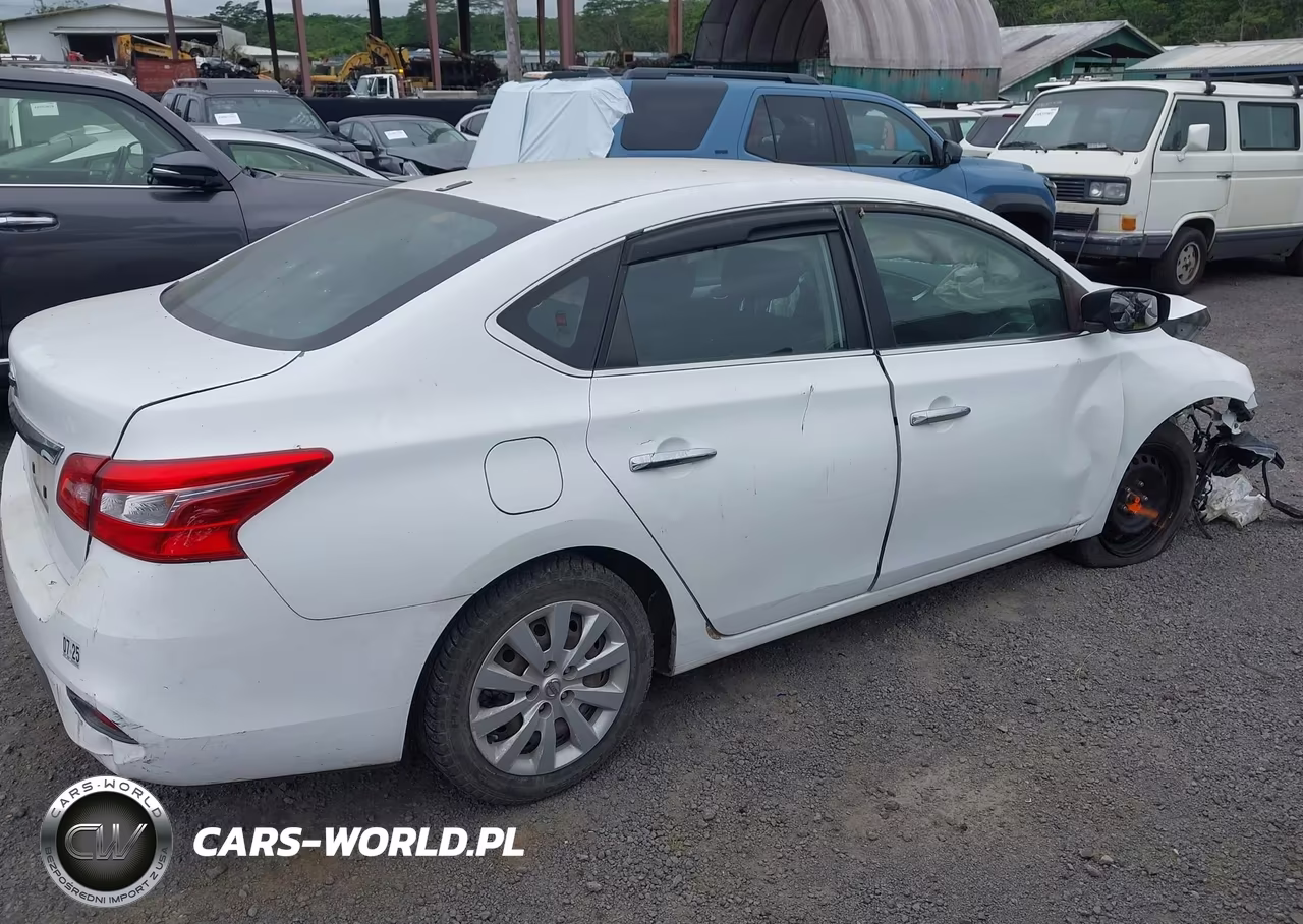 2018 Nissan Sentra S VIN:3N1AB7AP0JY204990 - 13