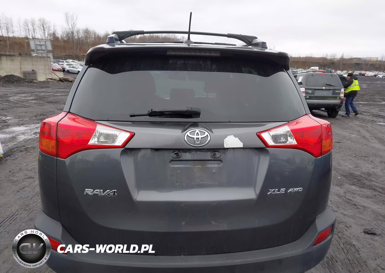 2015 Toyota Rav4 Xle VIN:JTMRFREVXFD162475 - 16
