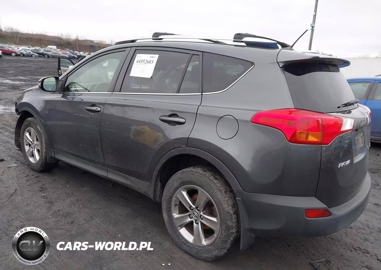 2015 Toyota Rav4 Xle VIN:JTMRFREVXFD162475 - 3