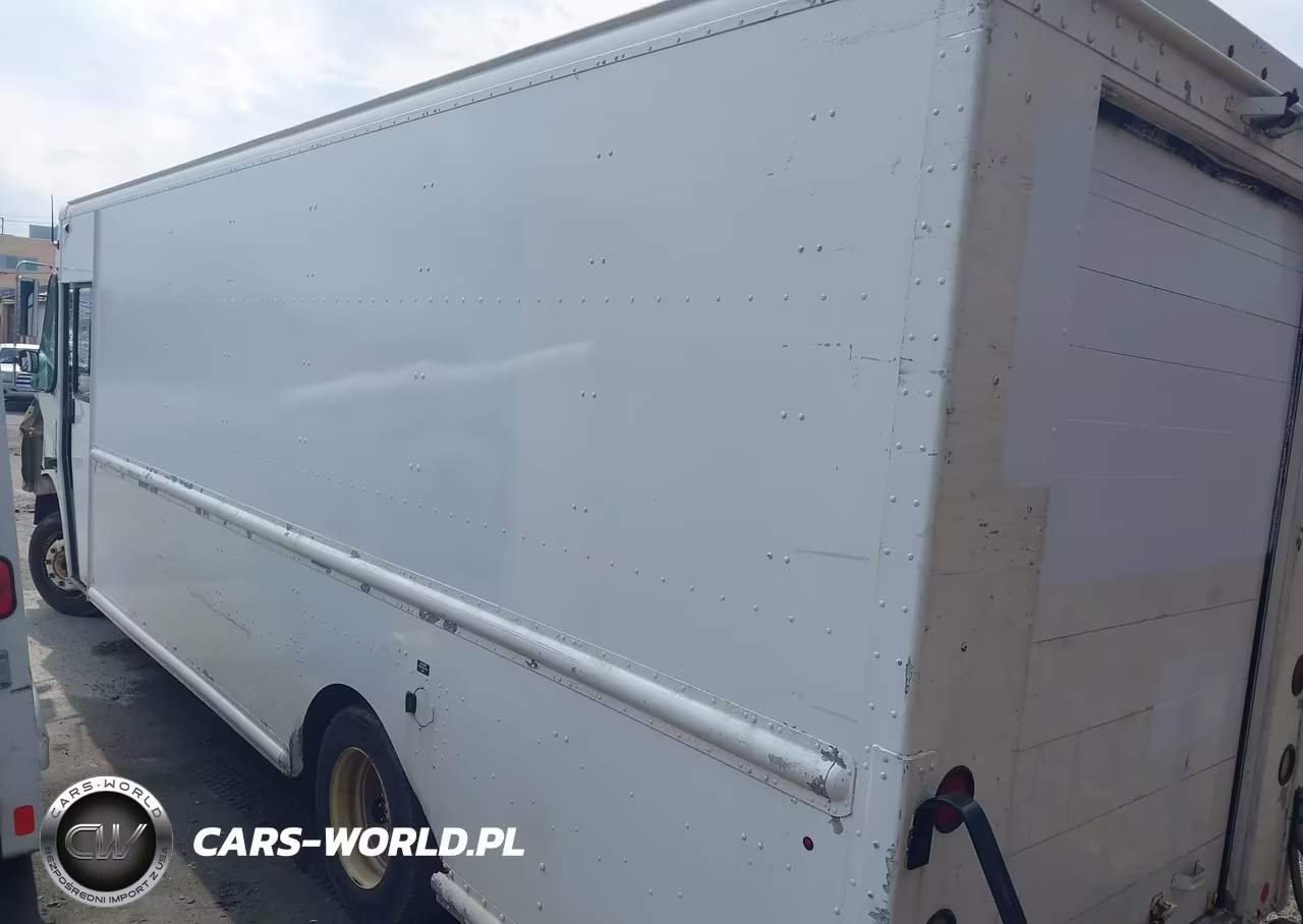 2016 Freightliner Chassis M Line Walk-In Van VIN:4UZAC3DV4GCHW8462 - 3