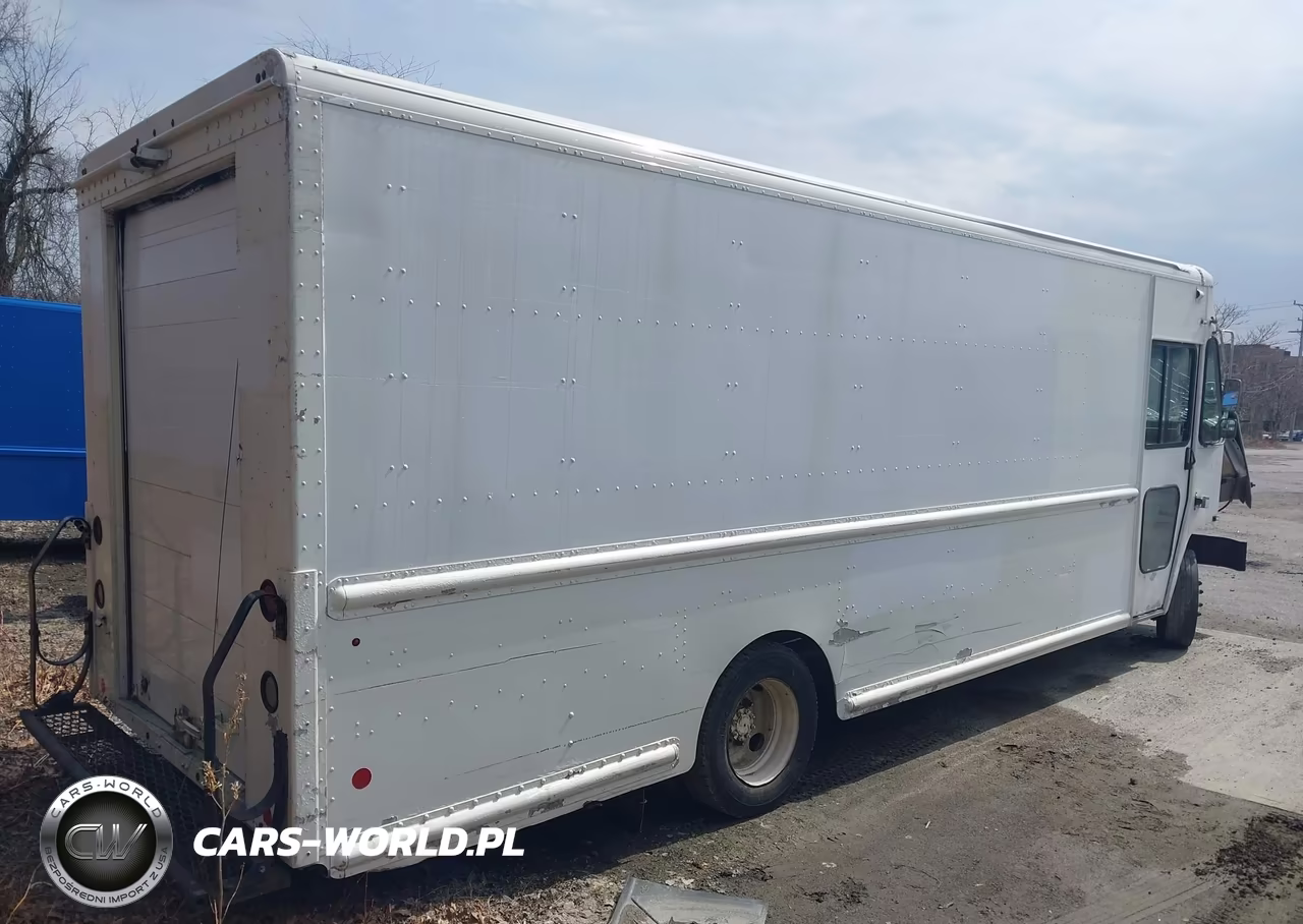 2016 Freightliner Chassis M Line Walk-In Van VIN:4UZAC3DV4GCHW8462 - 4