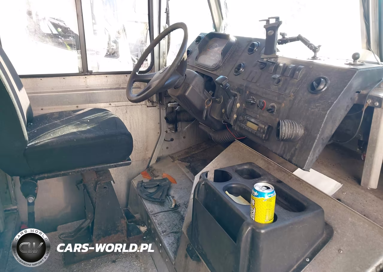 2016 Freightliner Chassis M Line Walk-In Van VIN:4UZAC3DV4GCHW8462 - 7