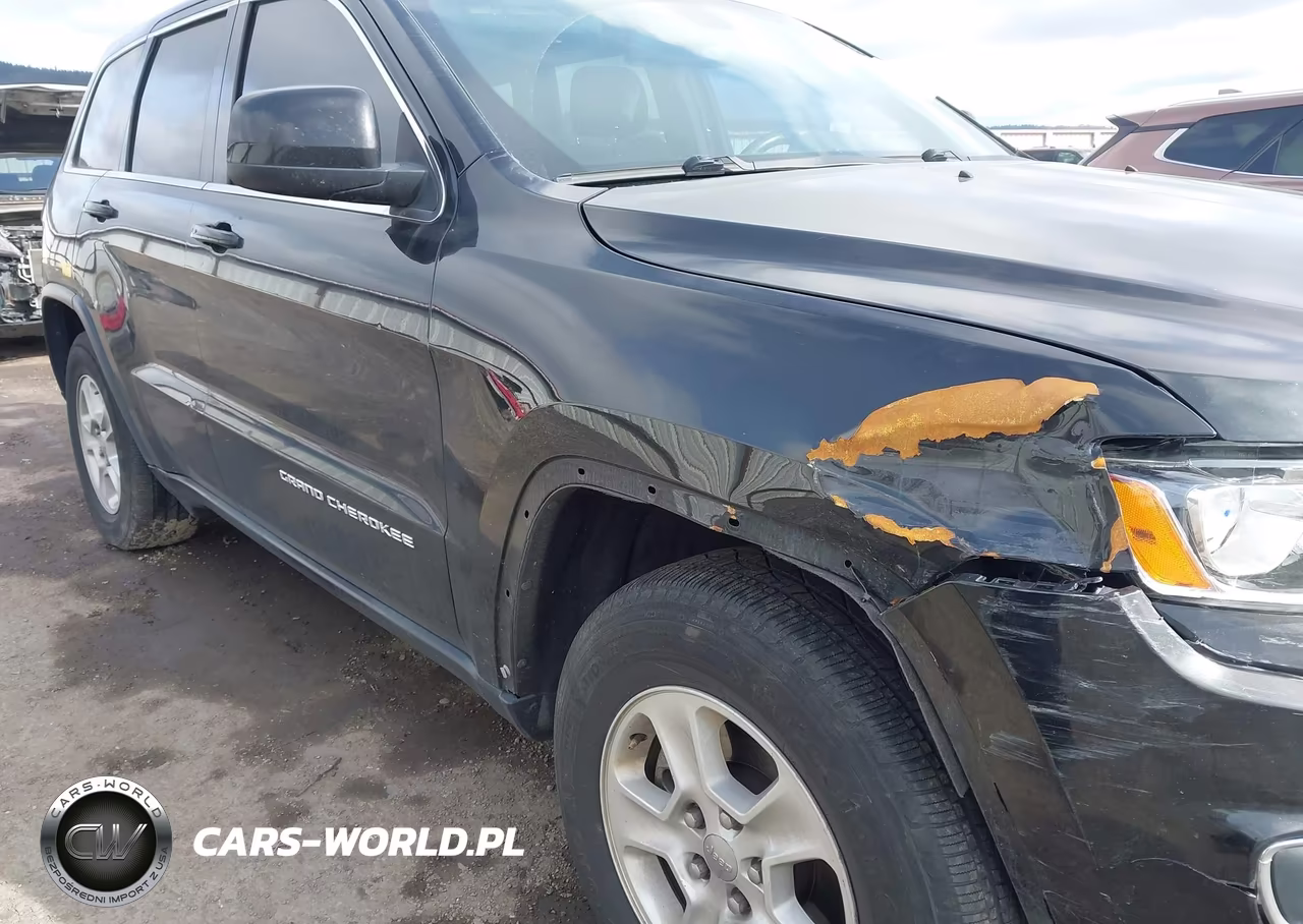 2014 Jeep Grand Cherokee Laredo VIN:1C4RJFAG1EC545925 - 17