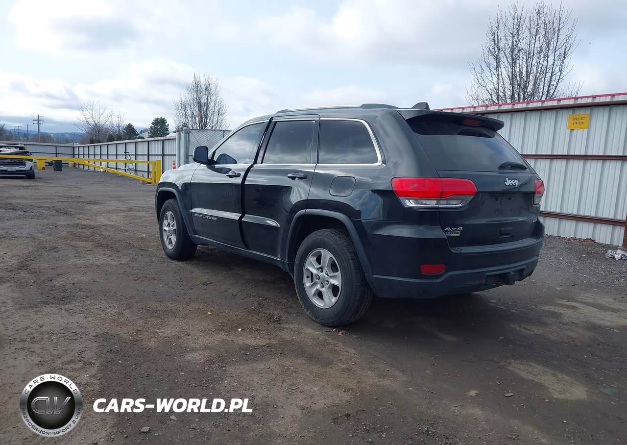 2014 Jeep Grand Cherokee Laredo VIN:1C4RJFAG1EC545925 - 3