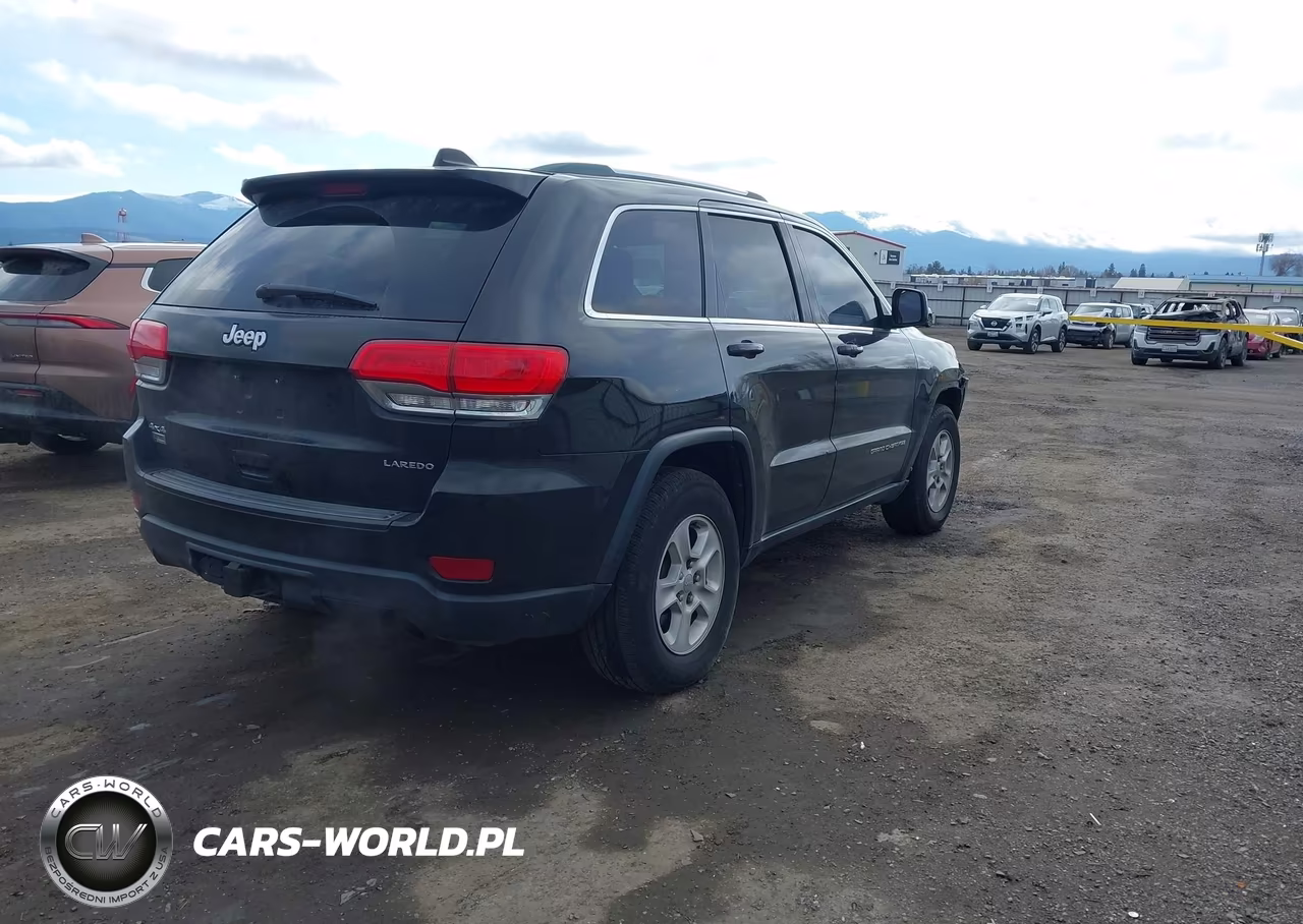 2014 Jeep Grand Cherokee Laredo VIN:1C4RJFAG1EC545925 - 4