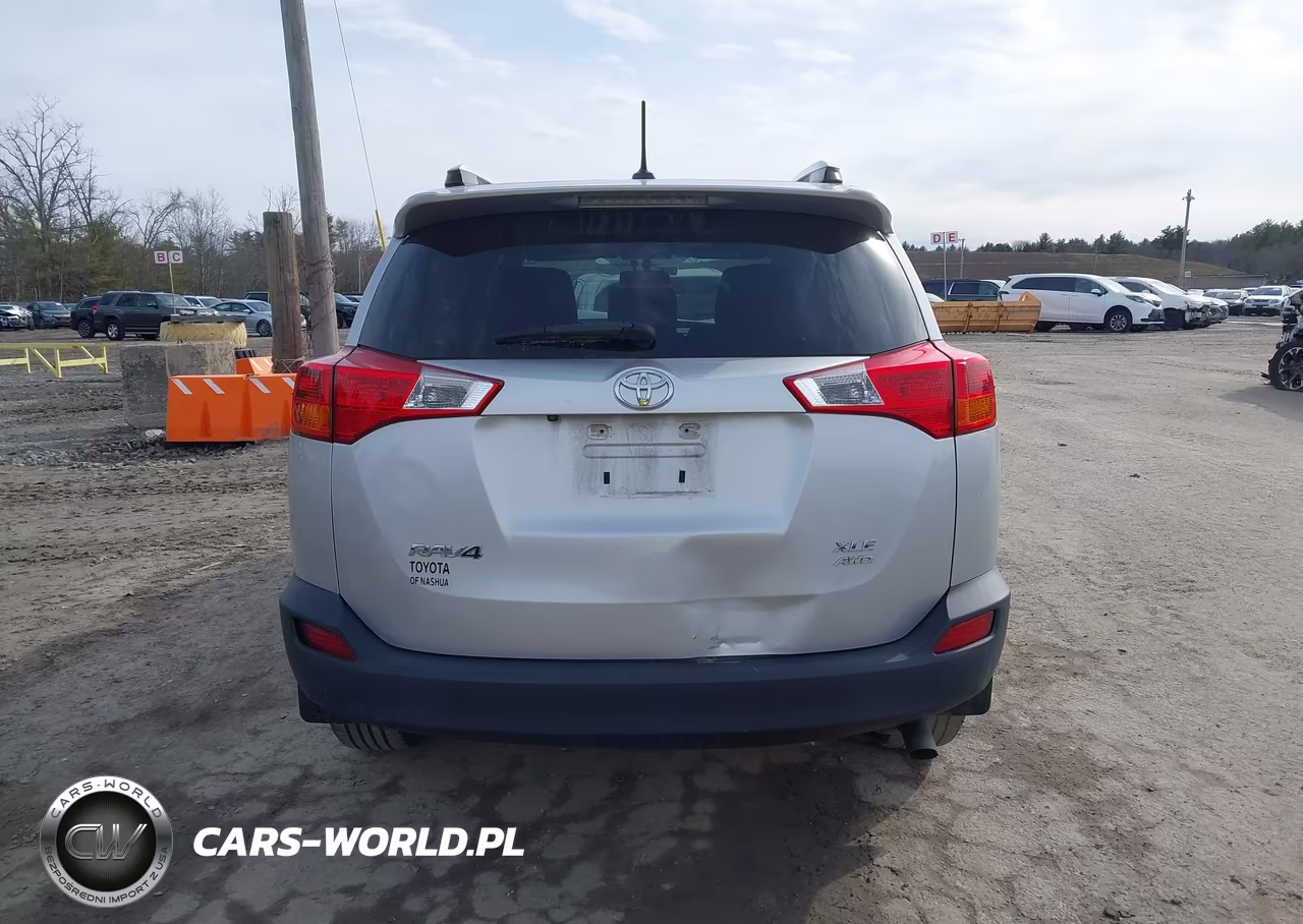 2015 Toyota Rav4 Xle VIN:JTMRFREV2FJ037696 - 15