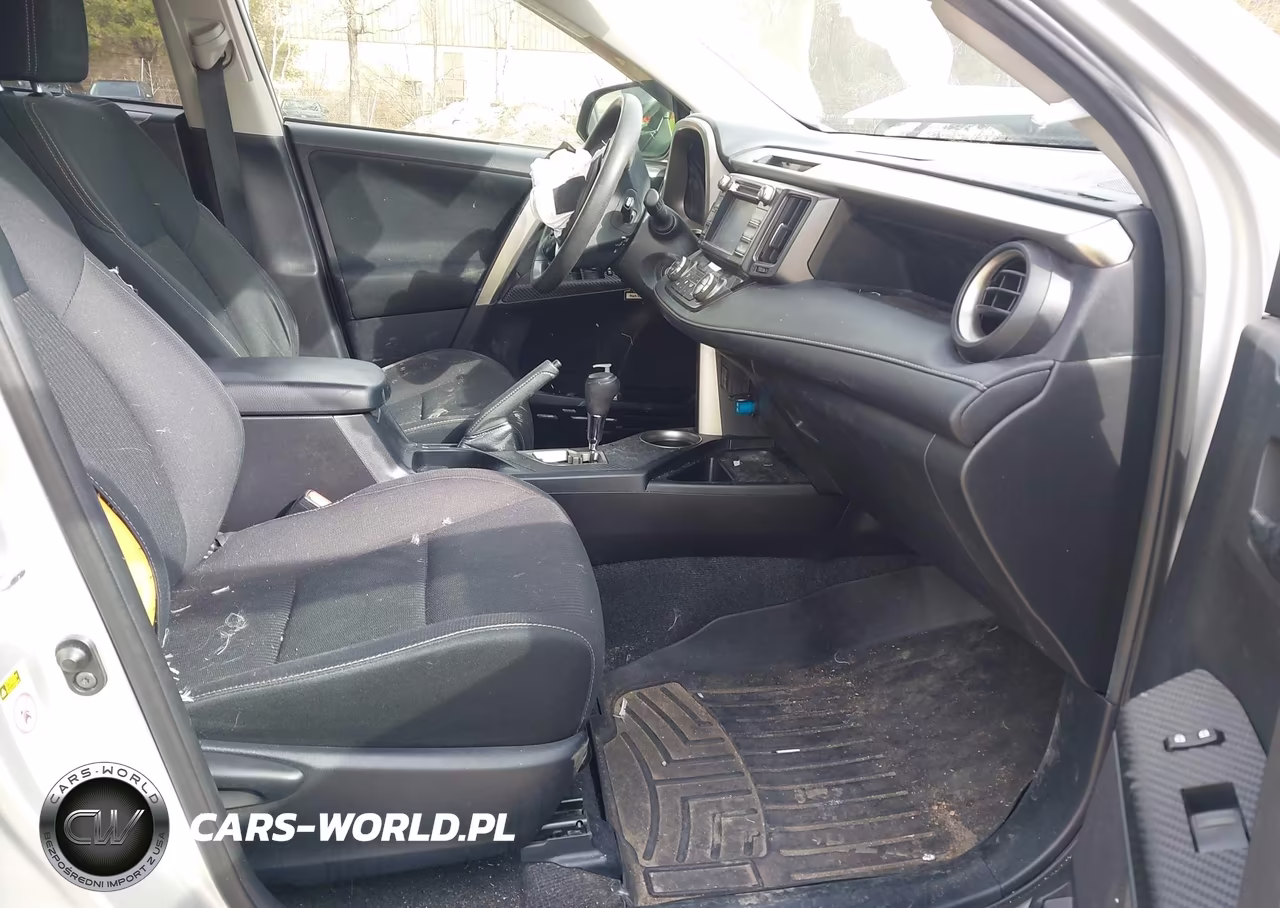2015 Toyota Rav4 Xle VIN:JTMRFREV2FJ037696 - 5