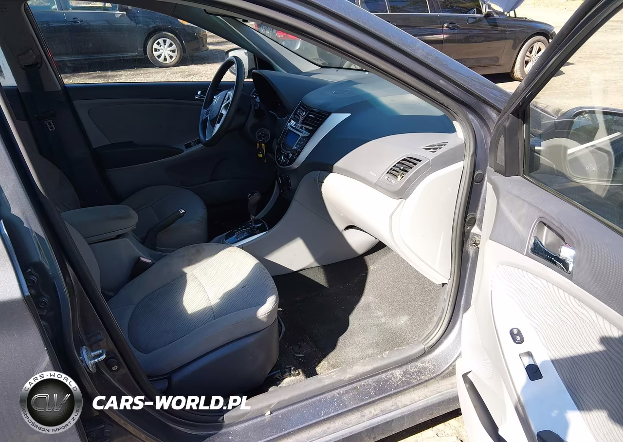 2012 Hyundai Accent Gls VIN:KMHCU4AE6CU136080 - 5