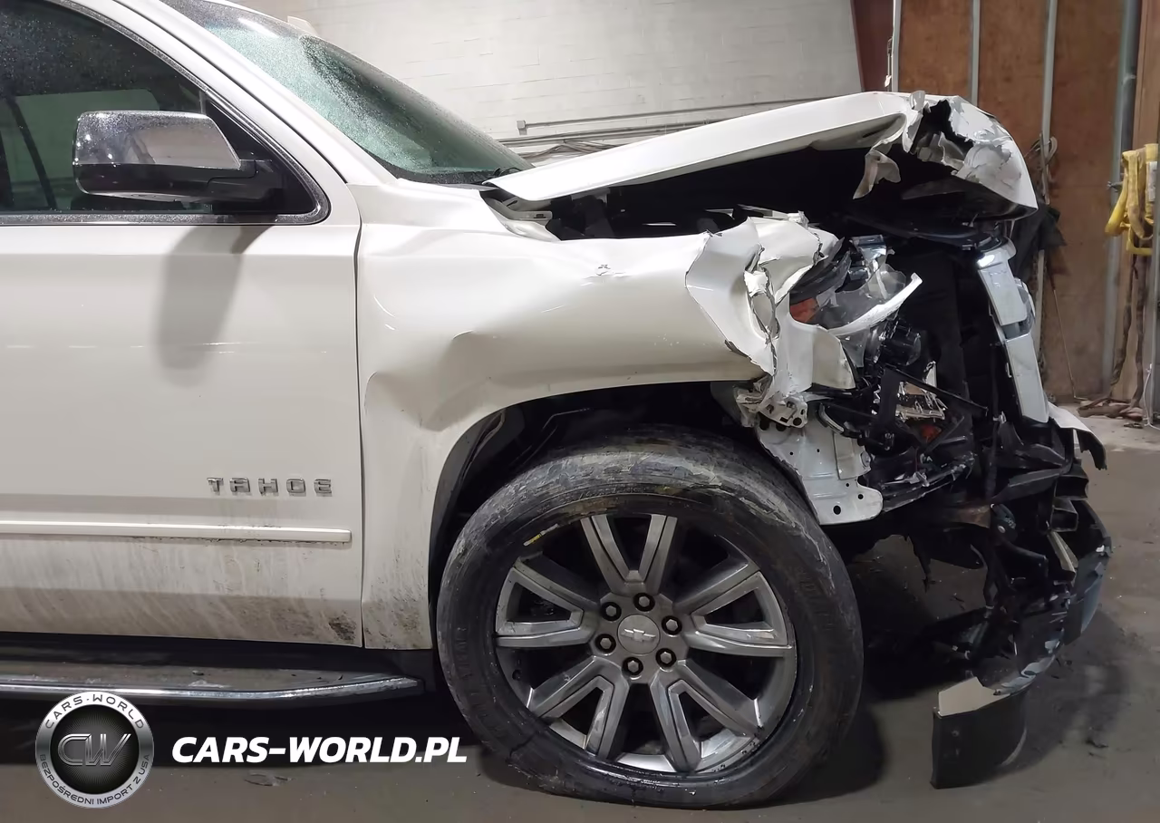 2015 Chevrolet Tahoe Ltz VIN:1GNSKCKC8FR581495 - 6