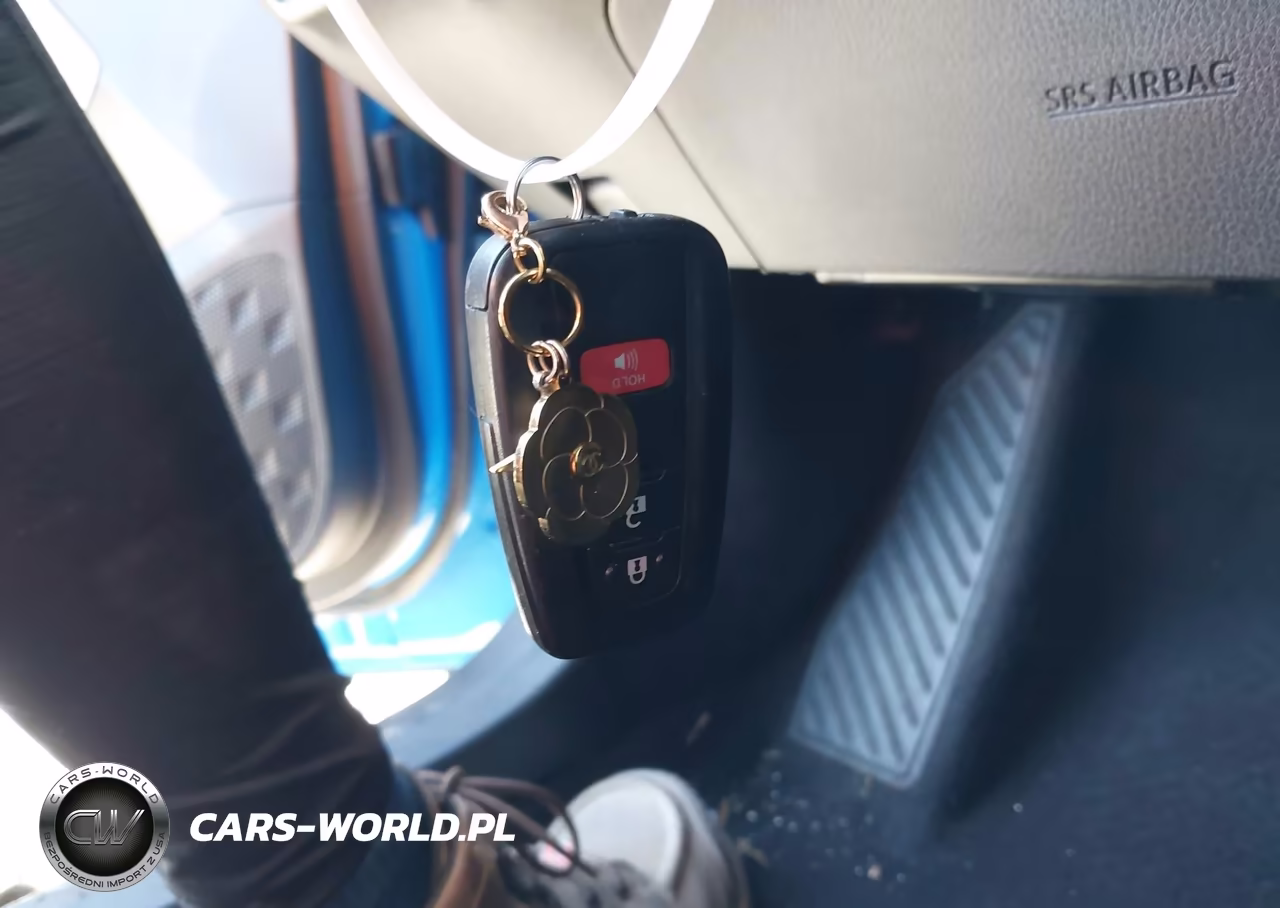 2019 Toyota C-Hr Xle VIN:NMTKHMBX8KR072002 - 11